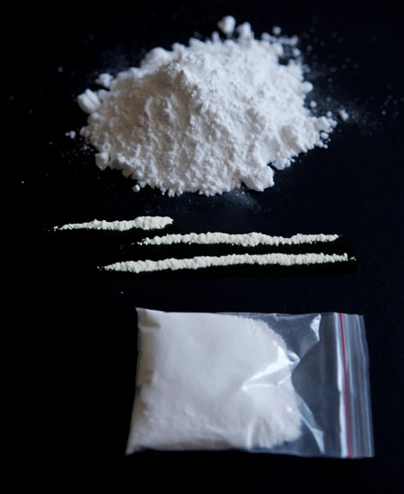 Кокаин на столе